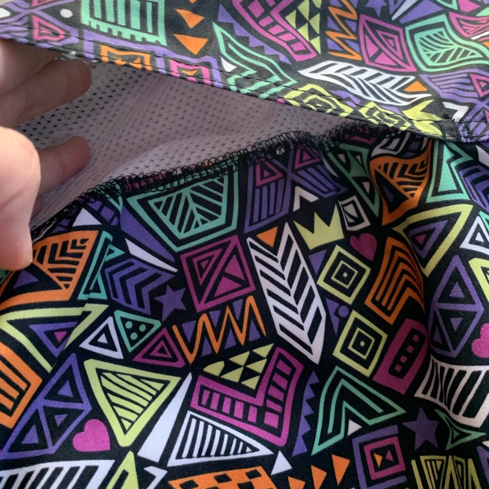 Geometric Button up - Picture 5 of 5